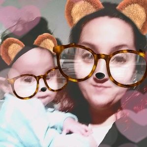 Meet your Posher, Corina